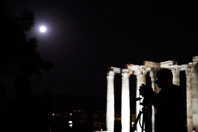 Ανοικτοί προς το κοινό 132 αρχαιολογικοί χώροι για την πανσέληνο του Αυγούστου