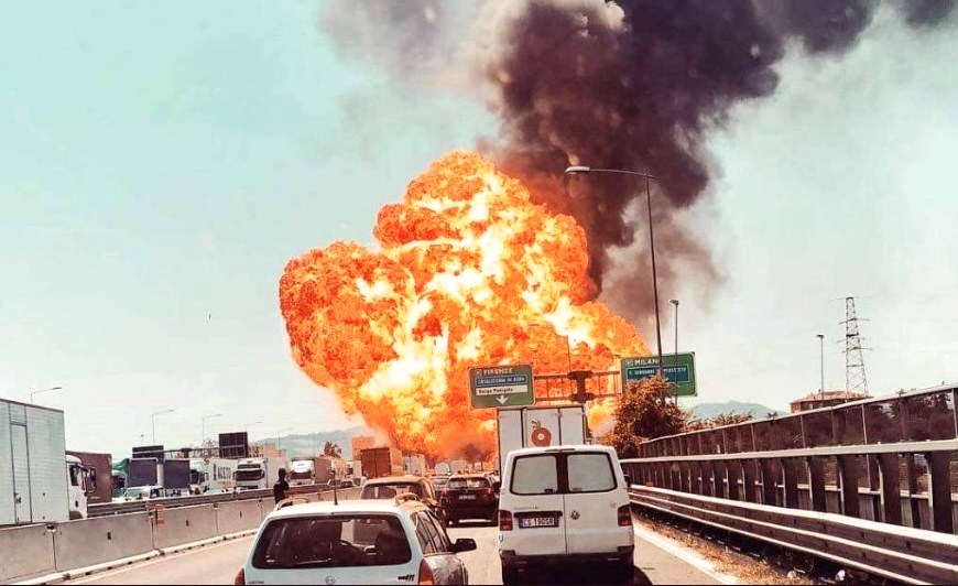 Μεγάλη έκρηξη στη Μπολόνια (Photos – video)