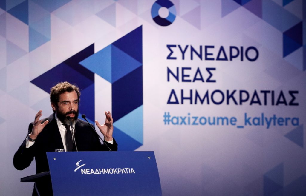 Όταν ο Μαρκουλάκης «συναντά» την Σπυράκη με… Σαίξπηρ (Video)