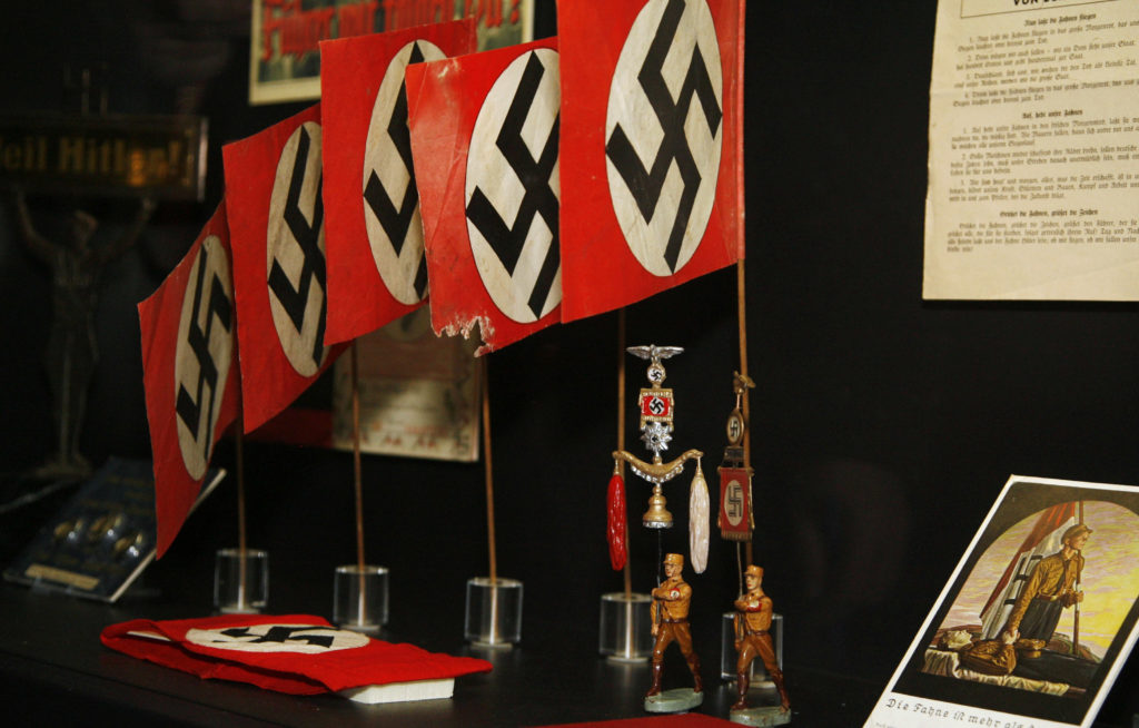 La Repubblica: H Γερμανία «απελευθερώνει» τα ναζιστικά σύμβολα στα ηλεκτρονικά παιχνίδια
