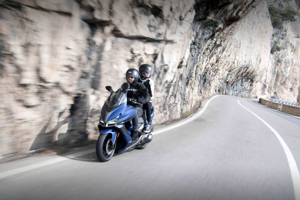 Kymco Xciting-S 400i ABS CBS (video)