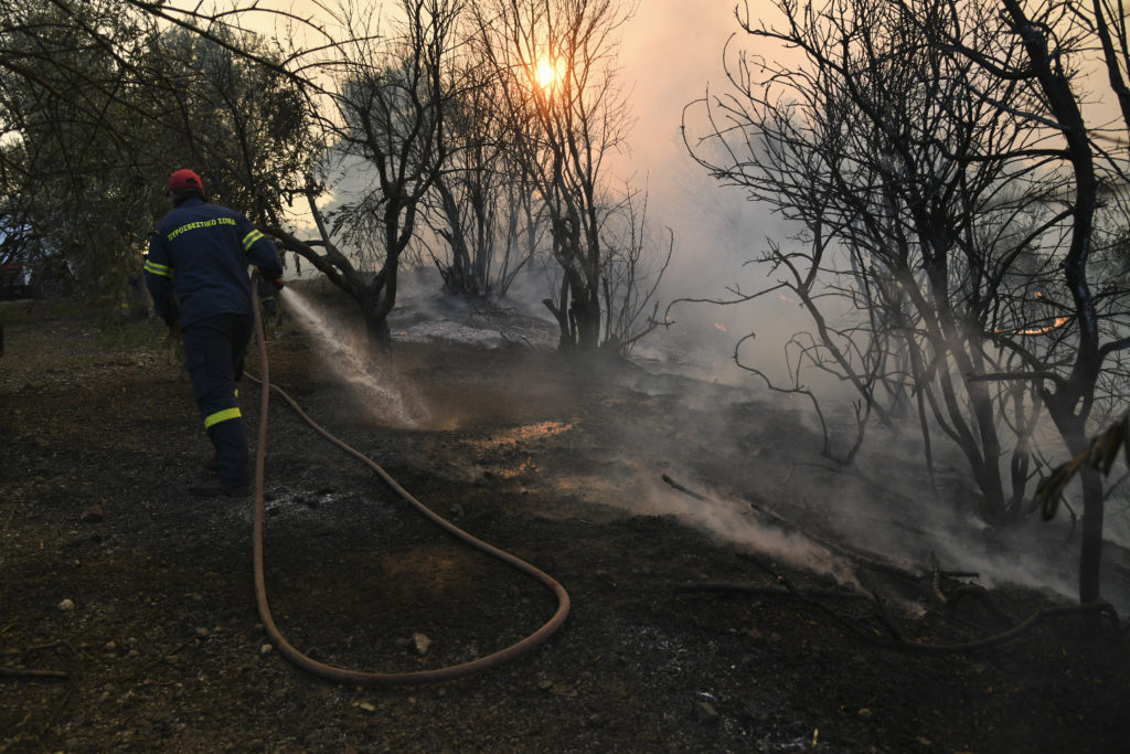 Εύβοια: Πέρασε ο εφιάλτης – Σβήνουν και οι τελευταίες μικροεστίες