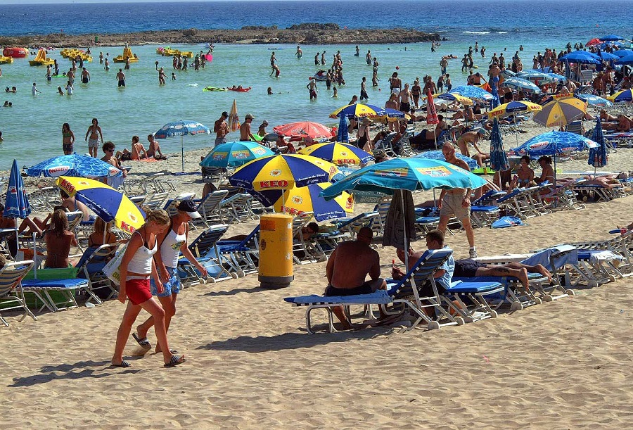 Ρεκόρ αφίξεων τουριστών στην Κύπρο