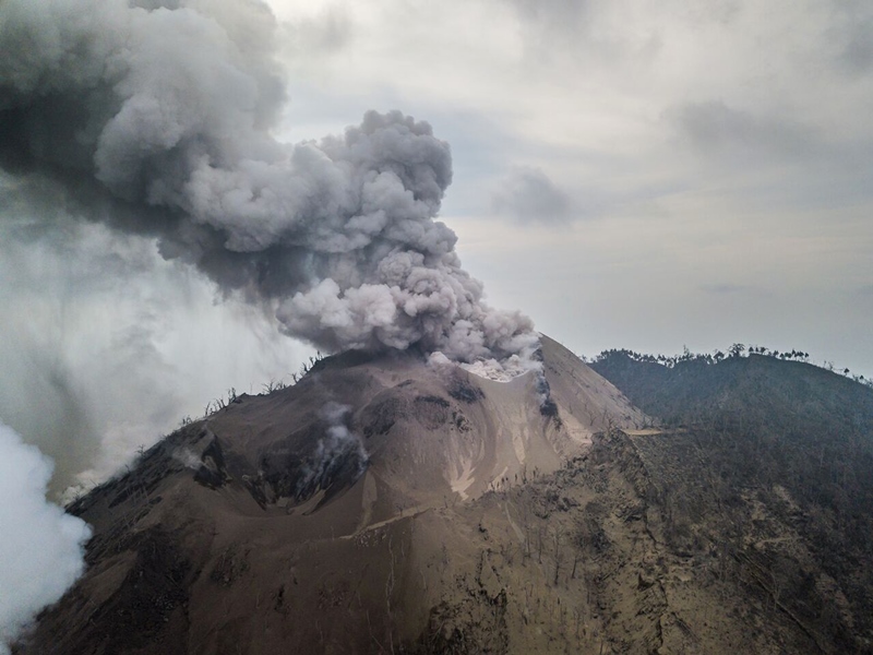 Έκρηξη ηφαιστείου στην Παπούα Νέα Γουινέα – Οι κάτοικοι εγκατέλειψαν τα σπίτια τους