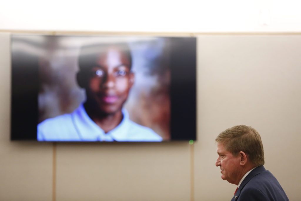 ΗΠΑ: Ένοχος o πρώην αστυνομικός Ρόι Όλιβερ για τη δολοφονία του άοπλου 15χρονου μαθητή Τζόρνταν Έντουαρντς (Photos)