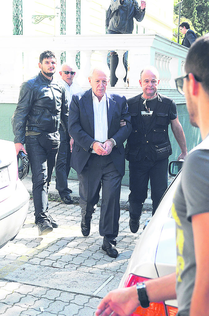 Ο βίος και η δεξιά πολιτεία του πατέρα Φλώρου (Επικαιροποίηση-Αθωώθηκε)