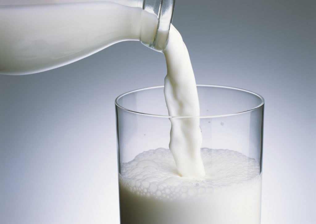Έρχονται έλεγχοι για την πάταξη των «ελληνοποιήσεων» στην αγορά γάλακτος