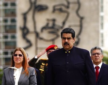 Σε νέο… Παναμά σχεδιάζουν να μετατρέψουν τη Βενεζουέλα οι ΗΠΑ;