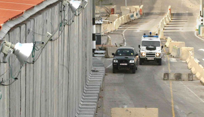 Iσραηλινοί στρατιώτες σκότωσαν Παλαιστίνιο στο τείχος της Γάζας