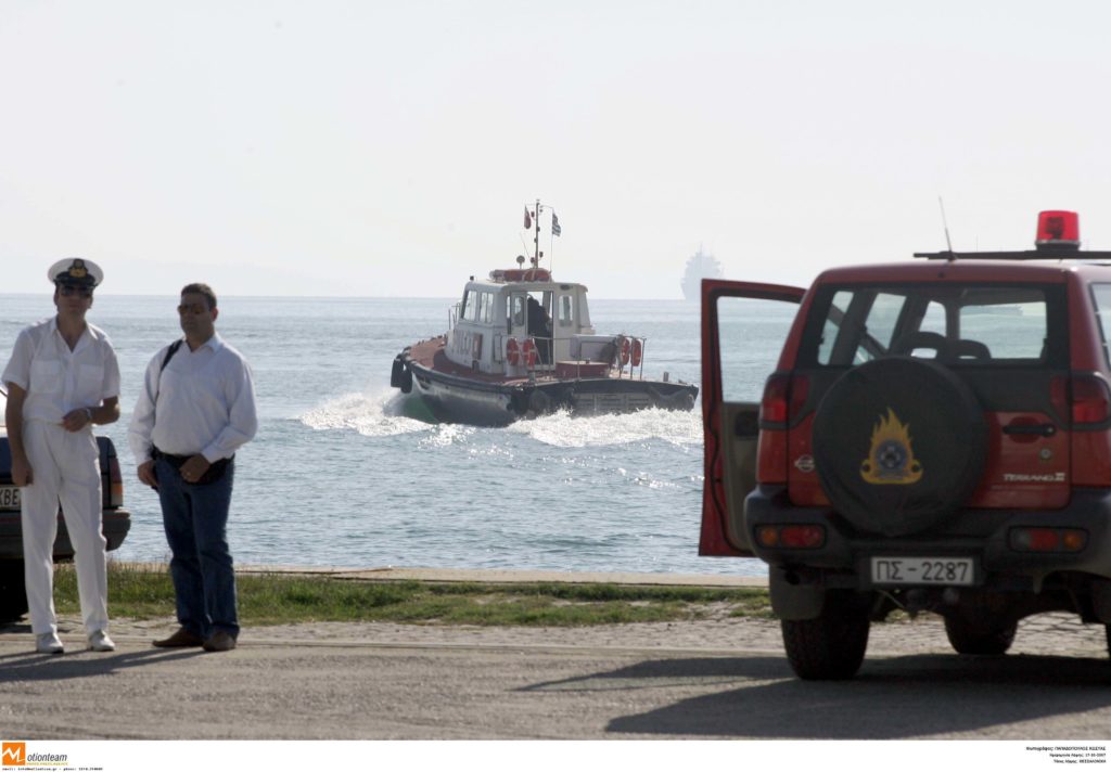 Ρυμουλκείται στη Σίφνο το φορτηγό πλοίο που έπαθε μηχανική βλάβη