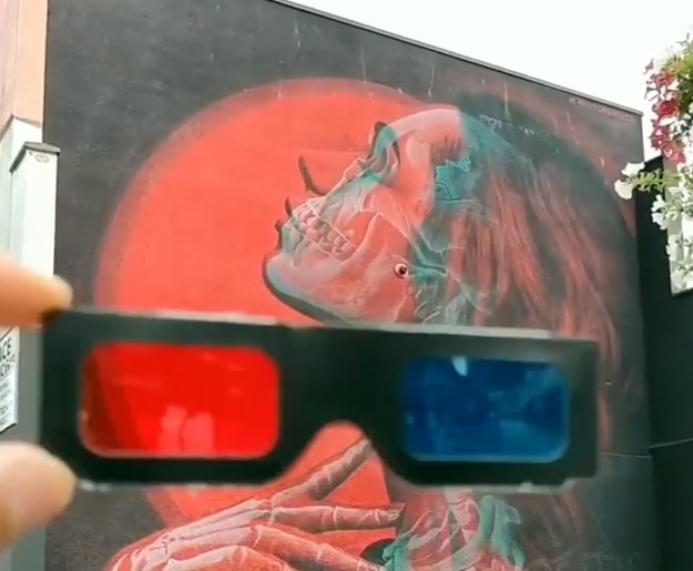Ένα γκράφιτι που κόβει την ανάσα – Το έκανε Έλληνας καλλιτέχνης στο Bristol (Video)