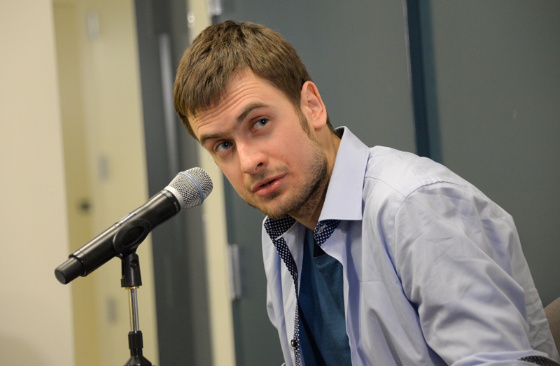 Στο Βερολίνο για νοσηλεία o Ρώσος ακτιβιστής Πιοτρ Βερζίλοφ, που δηλητηριάστηκε