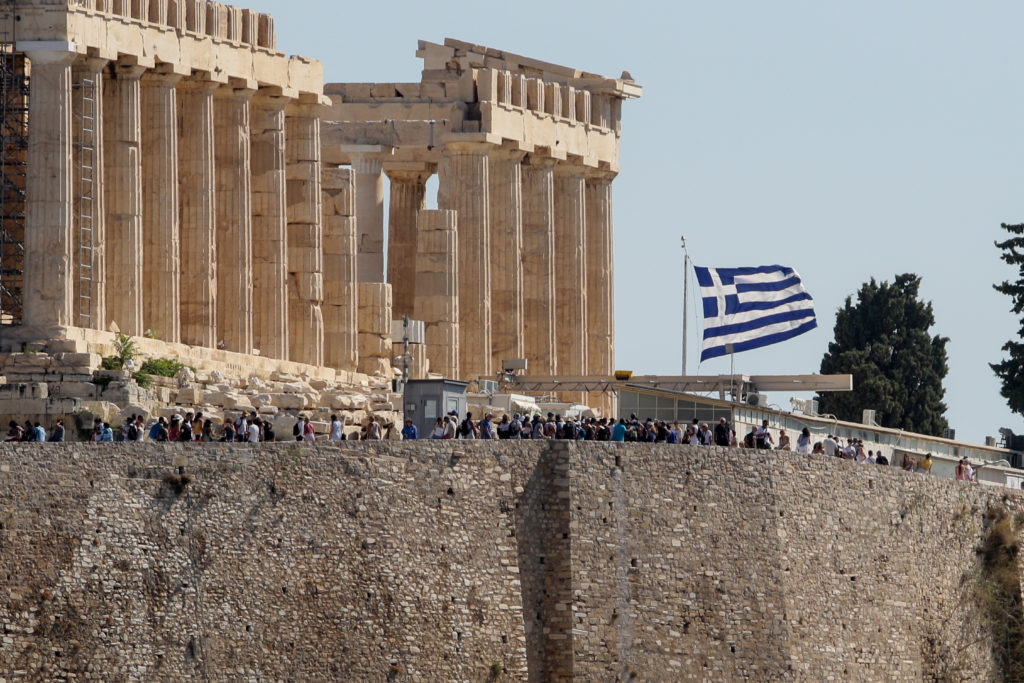 Deutsche Welle: Θετικό πρόσημο για την Ελλάδα στην έκθεση του γερμανικού Υπουργείου Οικονομικών