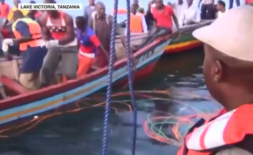 Θρηνεί η Τανζανία: Τουλάχιστον 136 νεκροί από το ναυάγιο – Τετραήμερο εθνικό πένθος
