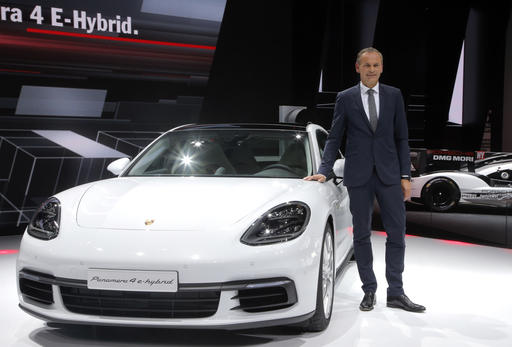 «Βόμβα» Porsche: Τέλος στα ντιζελοκίνητα, στροφή σε υβριδικά και ηλεκτρικά