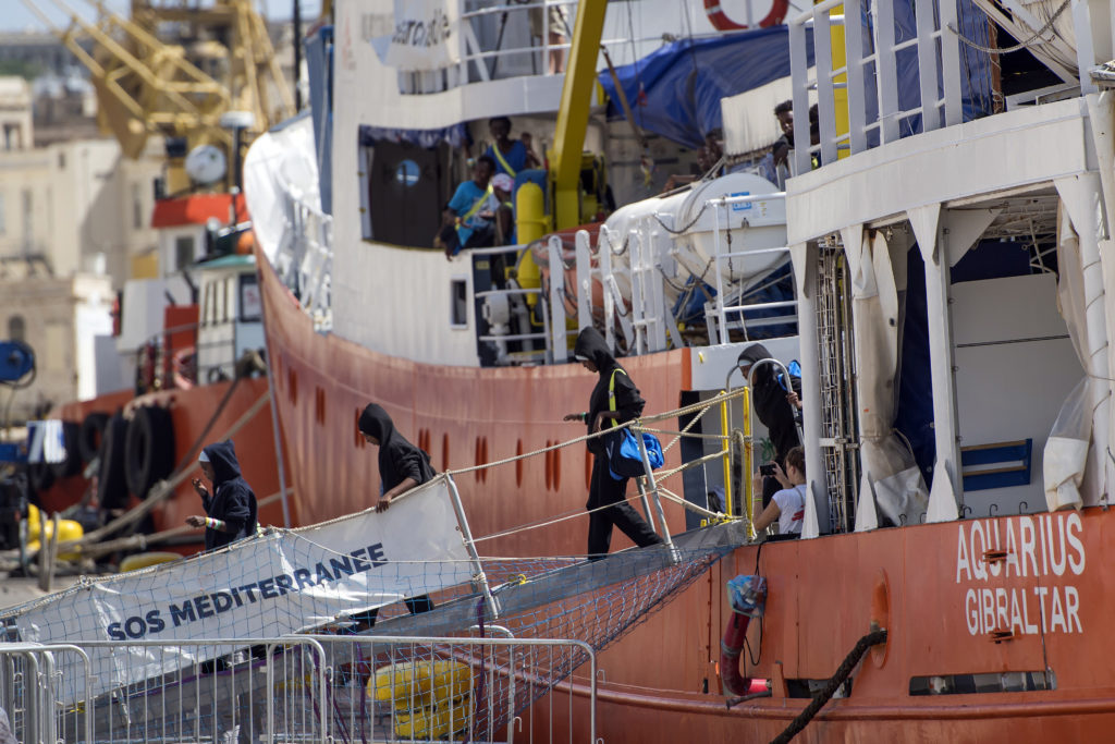 Γαλλικό «veto» στο Aquarius που μεταφέρει 58 μετανάστες