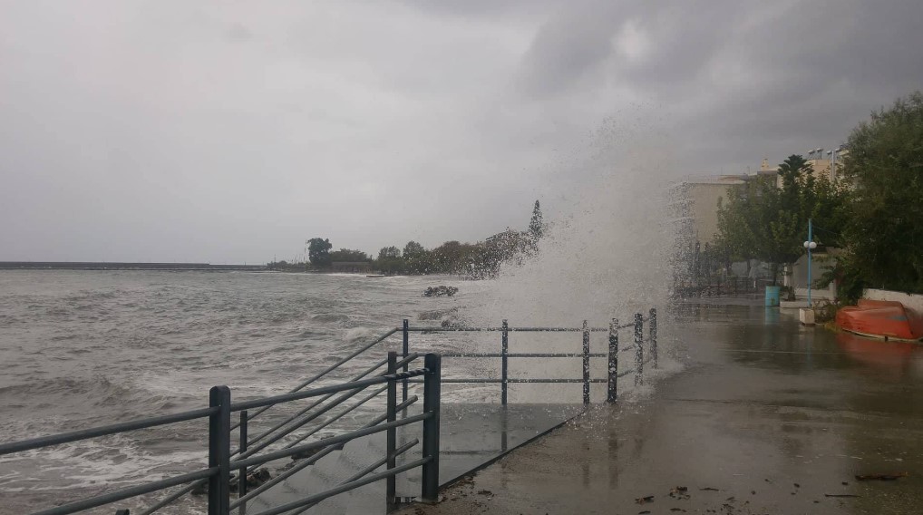 Μεγάλες ζημιές σε Μεθώνη – Φοινικούντα