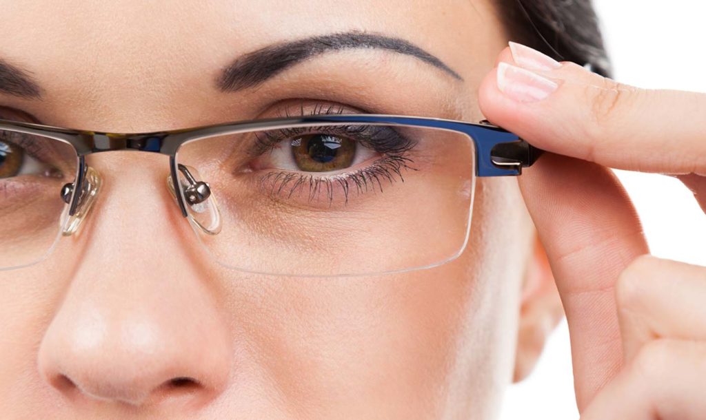 Από αύριο πιο εύκολη η αγορά γυαλιών οράσεως μέσω ΕΟΠΥΥ – Πώς θα γλιτώσουμε 100 ευρώ