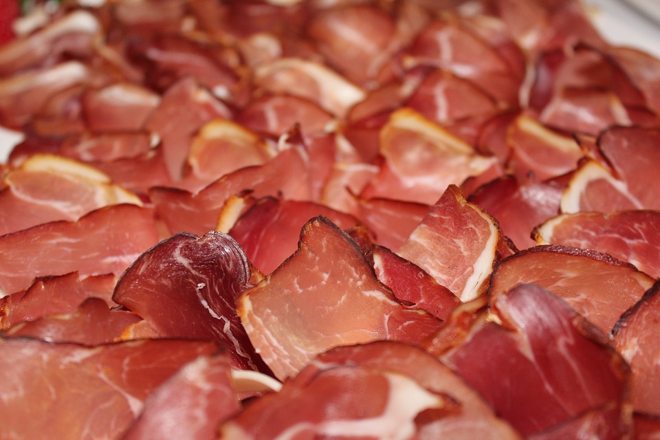 Πειραιάς: Κατάσχεση ακατάλληλων παραπροϊόντων κρέατος