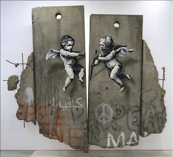 Ο Banksy μοίραζε δωρεάν έργα του και δεν τα πήρε κανείς  – Κατεβάστε δωρεάν την αφίσα του για την Παλαιστίνη (Photos)