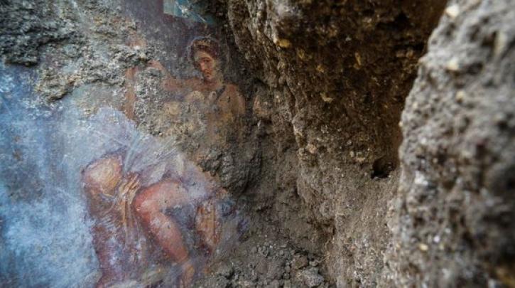 Πομπηία: Η Λήδα και ο Δίας-κύκνος – Ένα σπάνιας ομορφιάς εύρημα ήρθε στο φως