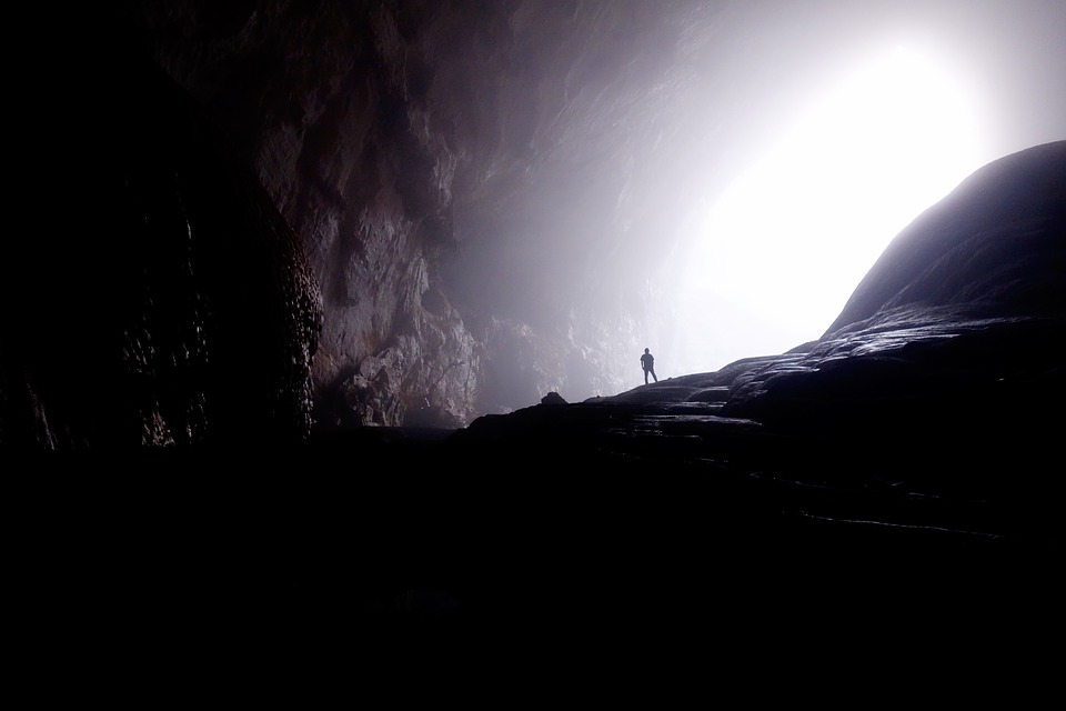 Κρήτη: Συγκλονιστικές αποκαλύψεις για τελετές μαύρης μαγείας σε σπήλαια (Video)