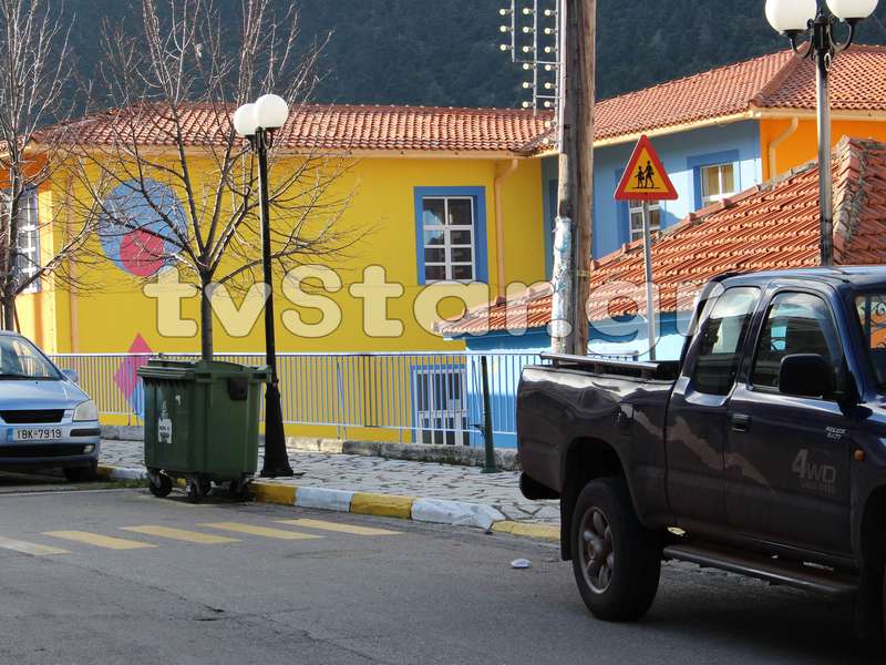 Ανάστατη η Βοιωτία από τη σύλληψη δασκάλου δημοτικού για παιδική πορνογραφία (Videos – Photos)