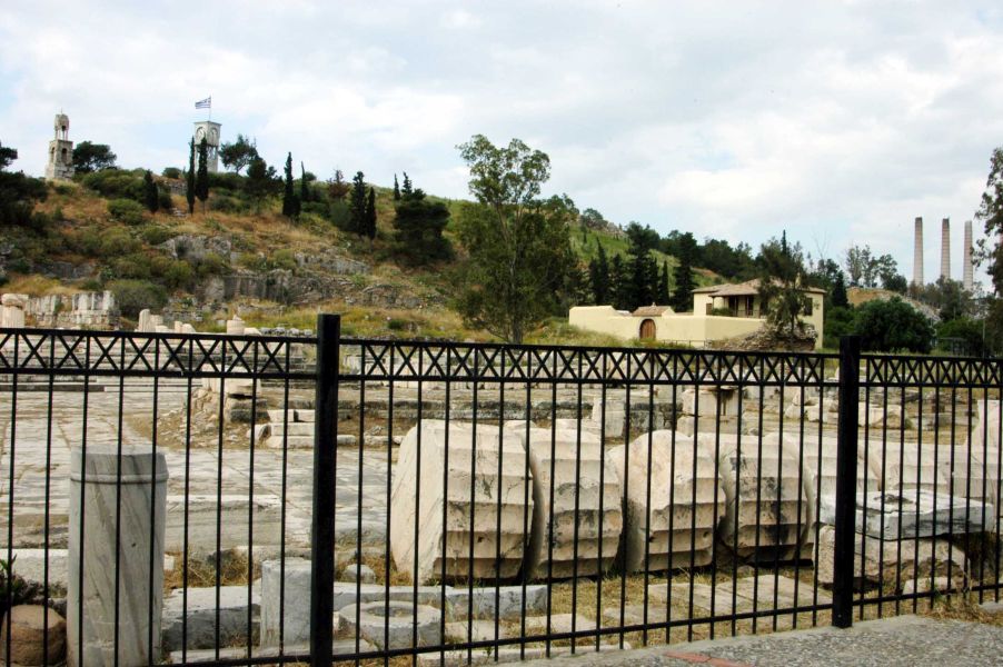 Δωδεκαθεϊστές καταγγέλλουν επίθεση από «χριστιανούς τραμπούκους» σε αρχαιολογικό χώρο στην Ελευσίνα – Τι συνέβη