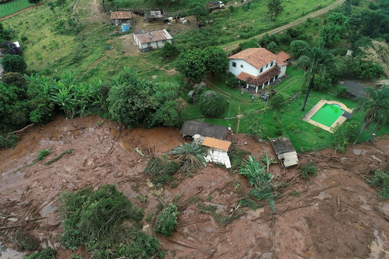 Βραζιλία: Εκκενώνονται χωριά καθώς υπάρχει κίνδυνος να καταρρεύσει και άλλο φράγμα