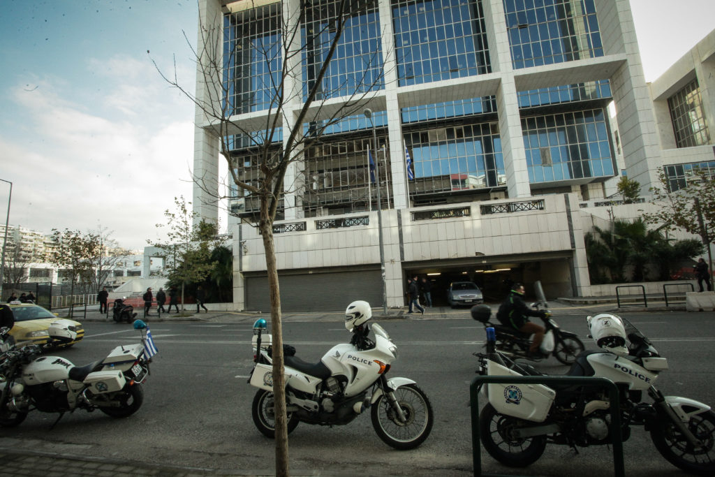 Τηλεφώνημα για βόμβες στα δικαστήρια – «Θα στείλουμε προκήρυξη για τη Μακεδονία»