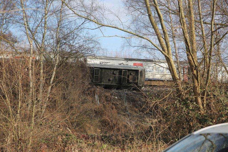 Βέλγιο: Ένας νεκρός και 27 τραυματίες σε εκτροχιασμό τρένου