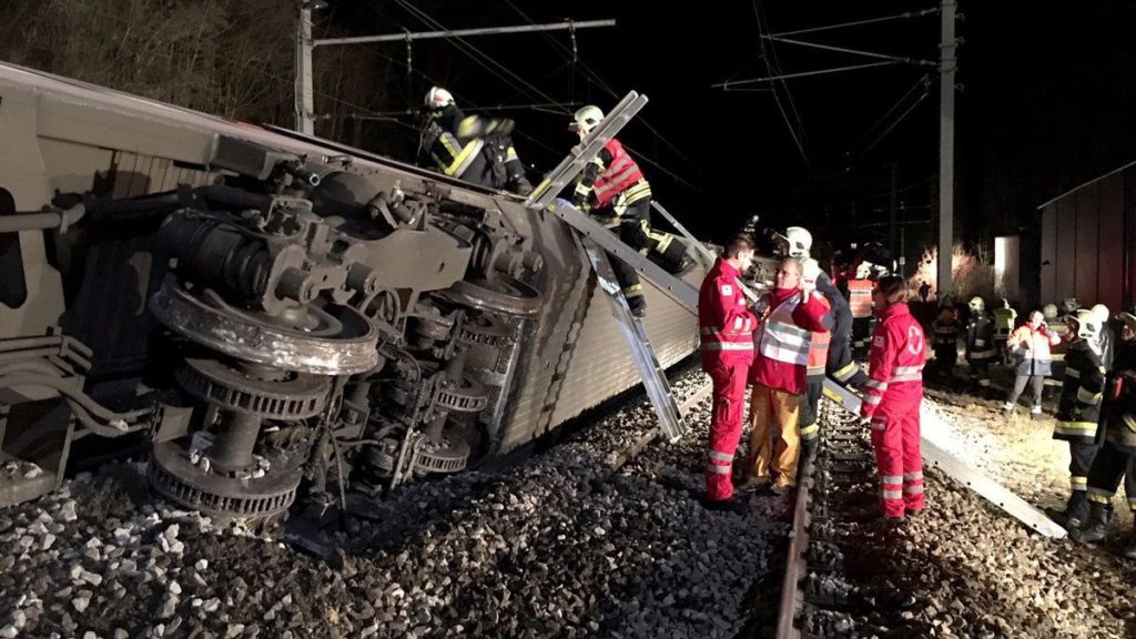 Σύγκρουση τραίνων κοντά στη Βιέννη – Εκτροχιάστηκαν δύο βαγόνια