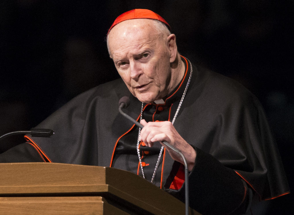 Δεκτή από τον Πάπα η παραίτηση του πρώην αρχιεπισκόπου Ουάσιγκτον μετά τις κατηγορίες για κακοποίηση παιδιών