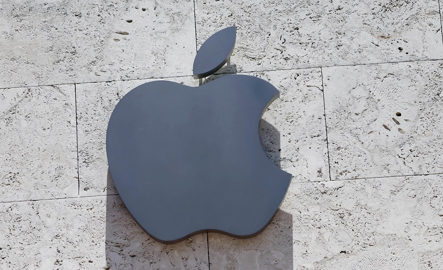 Από το γκαράζ στη χρηματιστηριακή αξία 1 τρισ. δολαρίων – Το χρονικό της «εκτόξευσης» της Apple