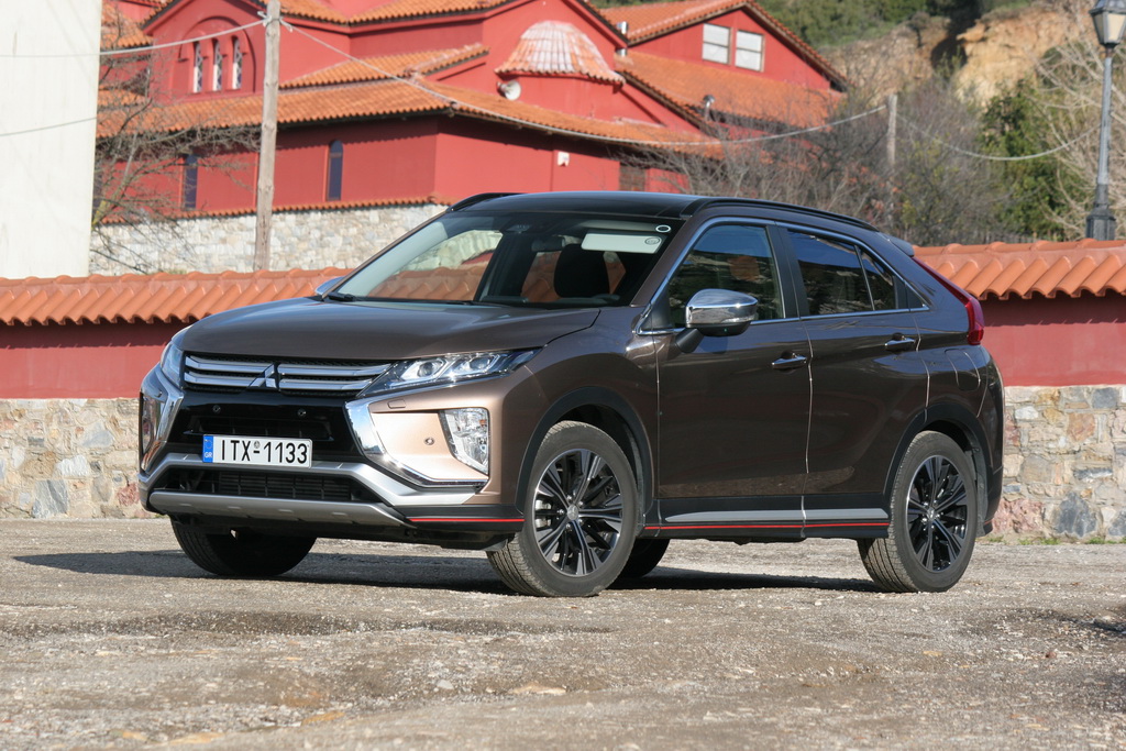 Δοκιμάζουμε  τα Mitsubishi Eclipse Cross 1.5 2WD και AWD CVT