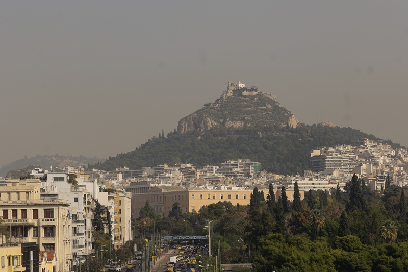 Ανεβαίνει η θερμοκρασία αλλά έρχεται και η αφρικανική σκόνη