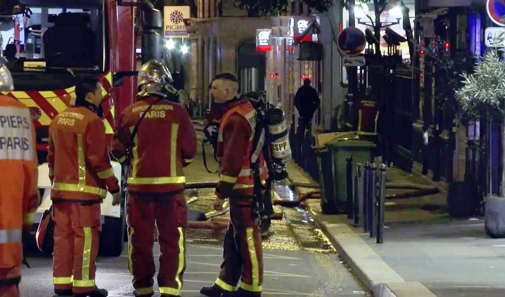 Τουλάχιστον 10 νεκροί μετά από έκρηξη στο Παρίσι
