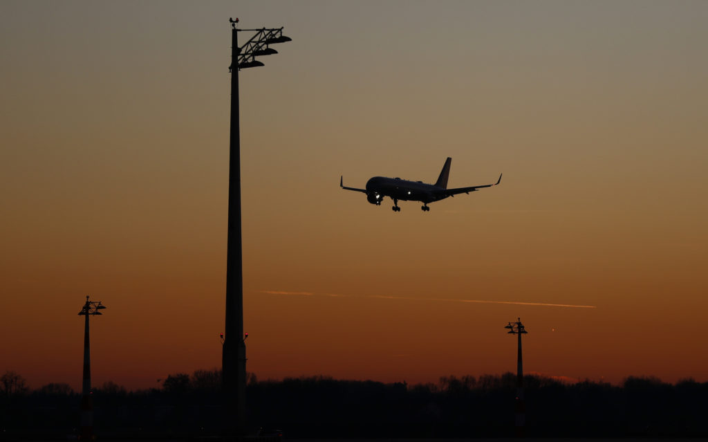 Ρώμη: Έκλεισε το αεροδρόμιο Τσιαμπίνο λόγω φωτιάς