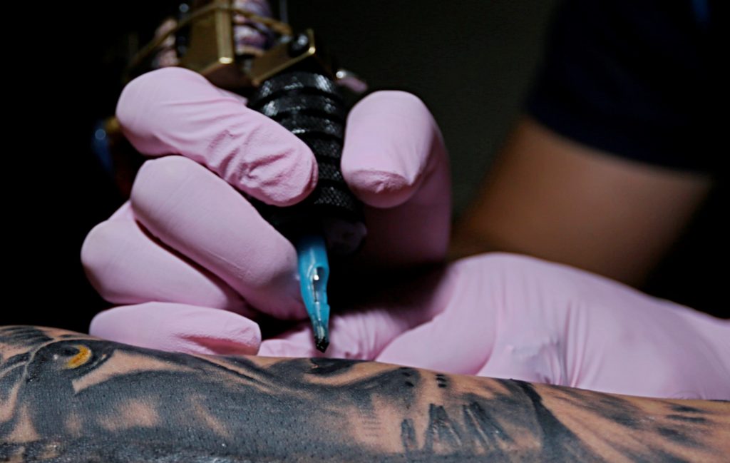 Κύπρος: Απαγόρευση δια νόμου των τατουάζ σε ανήλικους