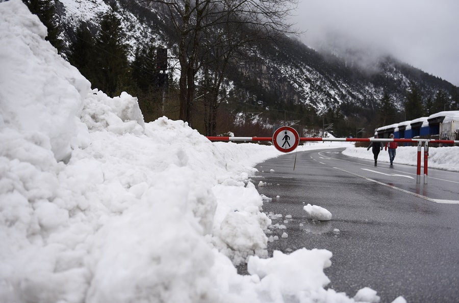 Ελβετία: Τραυματίες ανασύρθηκαν από την χιονοστιβάδα στο Κραν Μοντανά