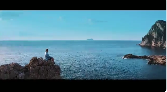 Αυτό είναι το νέο βίντεο προβολής του ελληνικού τουρισμού: «Βούτα, Φάε, Μύρισε, Έλα»