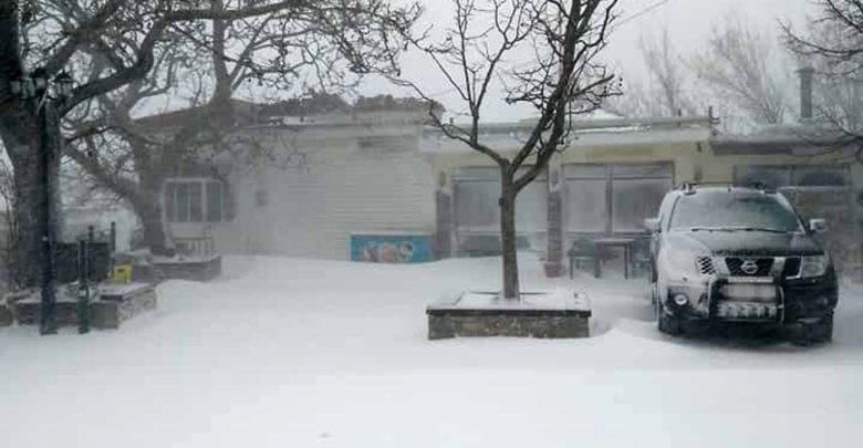 Η Θεσσαλία δέχεται πυκνές χιονοπτώσεις από την Ωκεανίδα – Ποιες περιοχές «μετρούν» ήδη 20 πόντους (Photos)