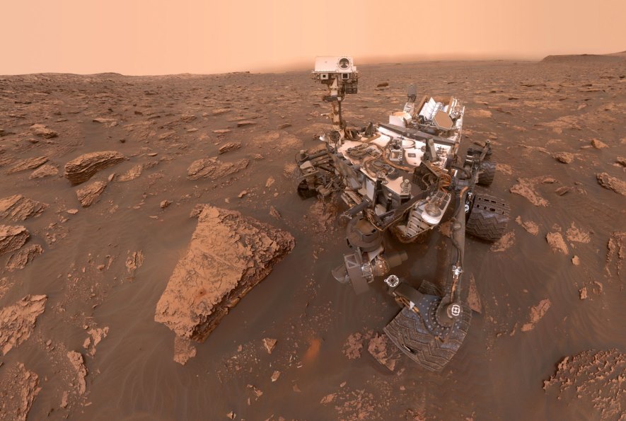Το ρόβερ Curiosity «ξαναζωντάνεψε» και στέλνει σήματα από τον Άρη, ενώ η NASA ψάχνει να βρει την αιτία