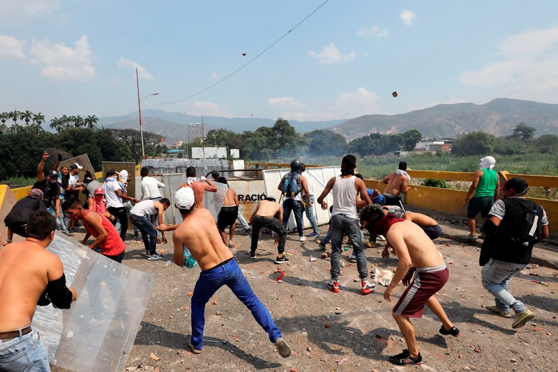 Βενεζουέλα: Άλλοι δύο νεκροί σε συγκρούσεις κοντά στα σύνορα με την Βραζιλία