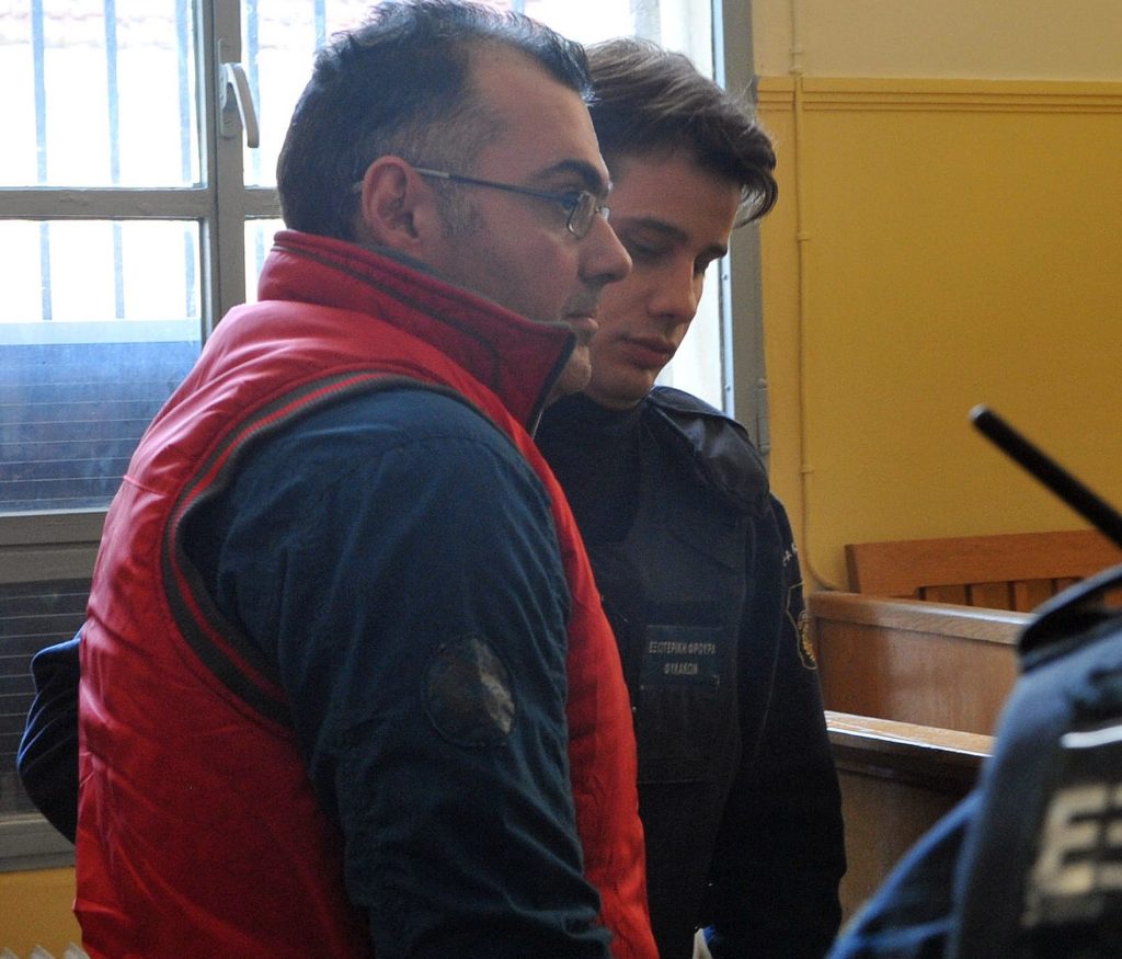 Ανατροπή στην υπόθεση Γρηγορόπουλου: Να «ελαφρύνει» το κατηγορητήριο για τον Κορκονέα και να αθωωθεί ο Σαραλιώτης, προτείνει ο εισαγγελέας