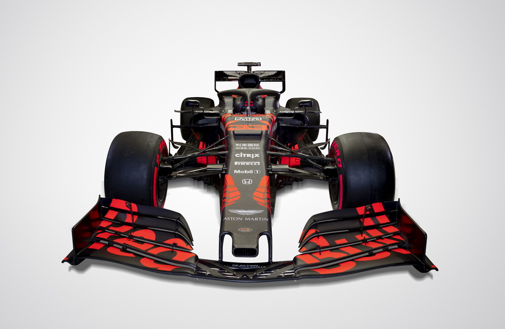 Η Aston Martin Red Bull Racing παρουσίασες τη νέα RB15
