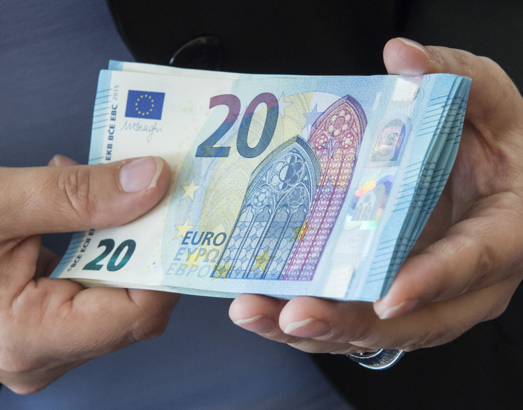 Εισόδημα 73,612 δισ. ευρώ δηλώθηκε στην εφορία το 2018 από 8.907.722 φορολογούμενους