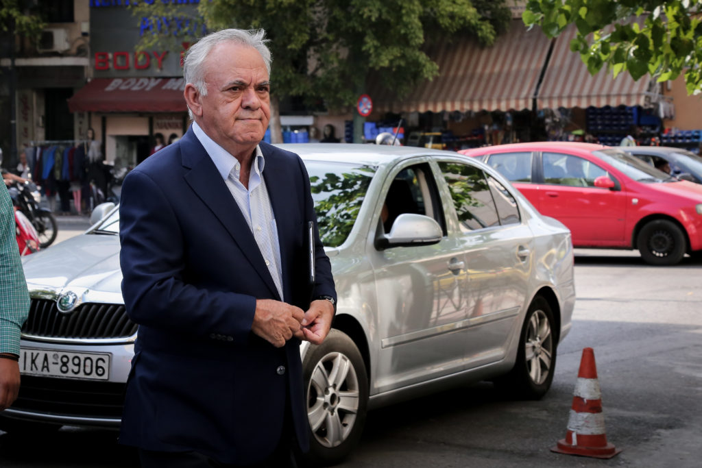Δραγασάκης: Ο κόσμος έχει πειστεί ότι η ελπίδα του είναι ο ΣΥΡΙΖΑ και θα τον ξαναψηφίσει