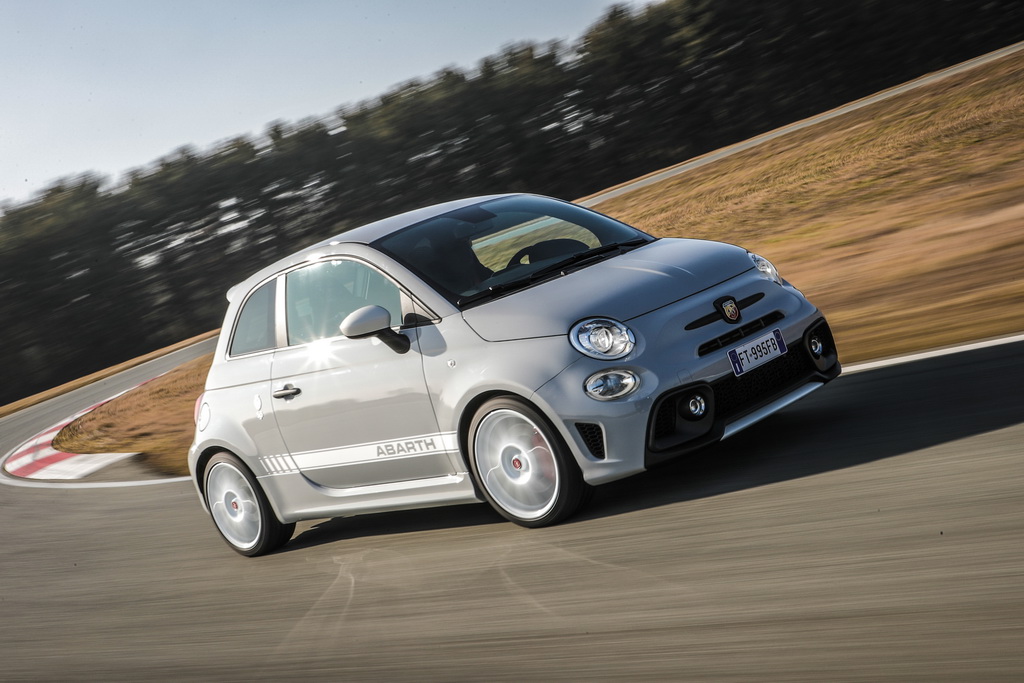 Δύο πρεμιέρες για την Abarth στην Έκθεση Αυτοκινήτου Γενεύης