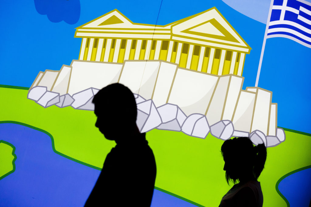 «Η Ελλάδα έχει υψηλό αποθεματικό ρευστότητας» – Τι γράφει ο Διεθνής Τύπος για την επιτυχία του ομολόγου